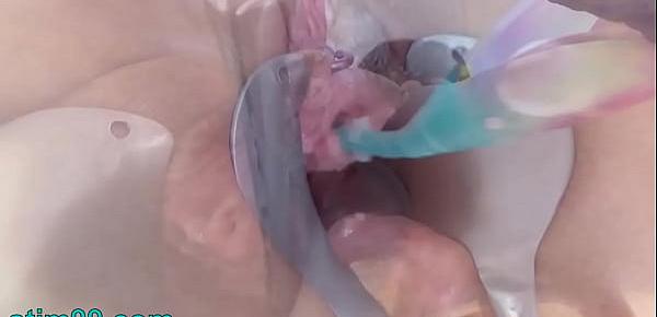  Masturbate Peehole with Toothbrush and Chain into Urethra